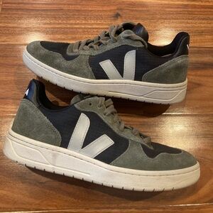 VEJA V-10 SNEAKERS LOW TOP RIPSTOP BLACK OXFORD GREY MUD US SZ 6/EU 37